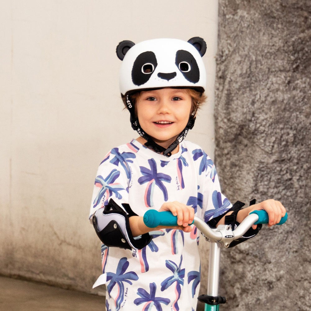 Casco 3D con luce Panda S