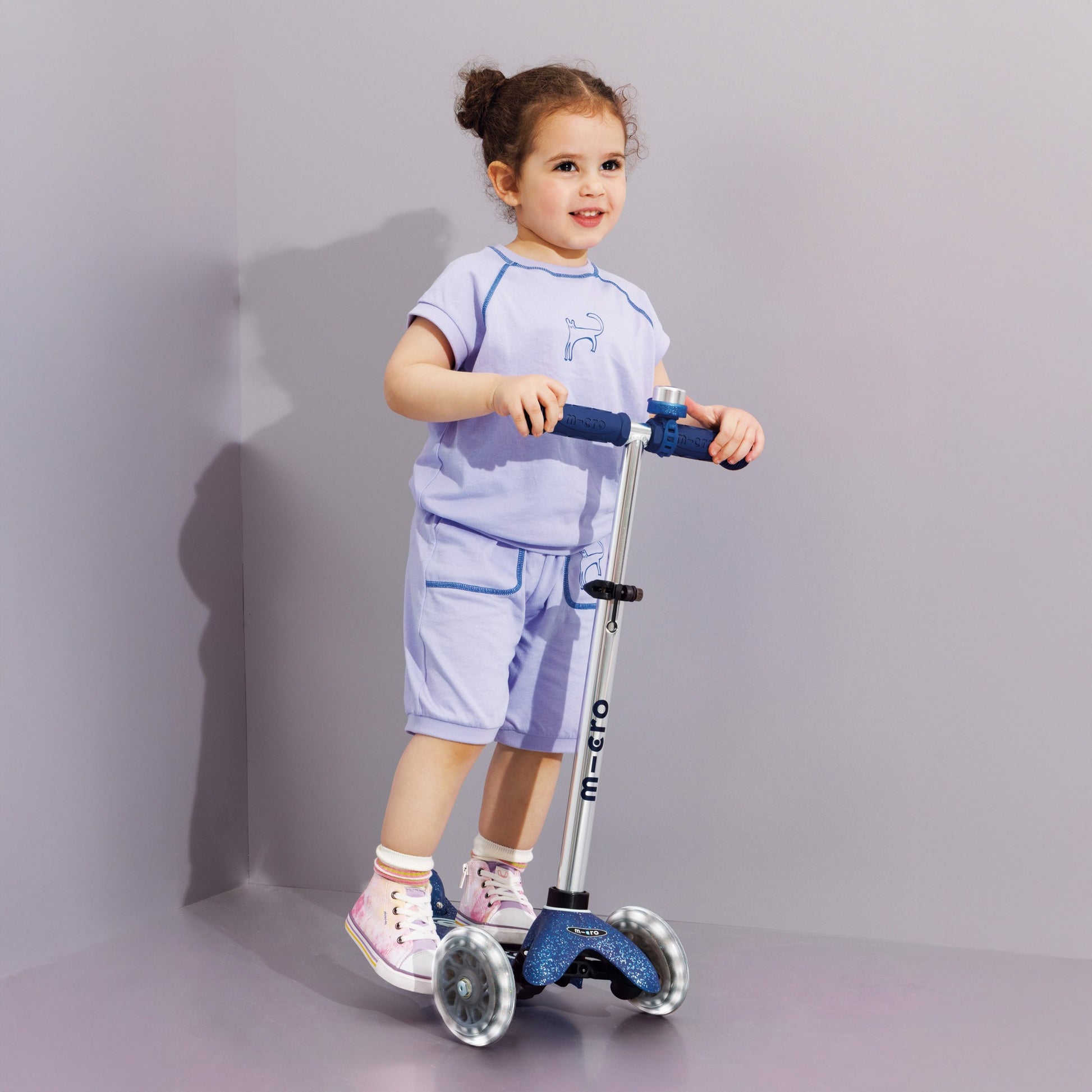 Monopattino bambino Mini Micro Deluxe LED blu glitter