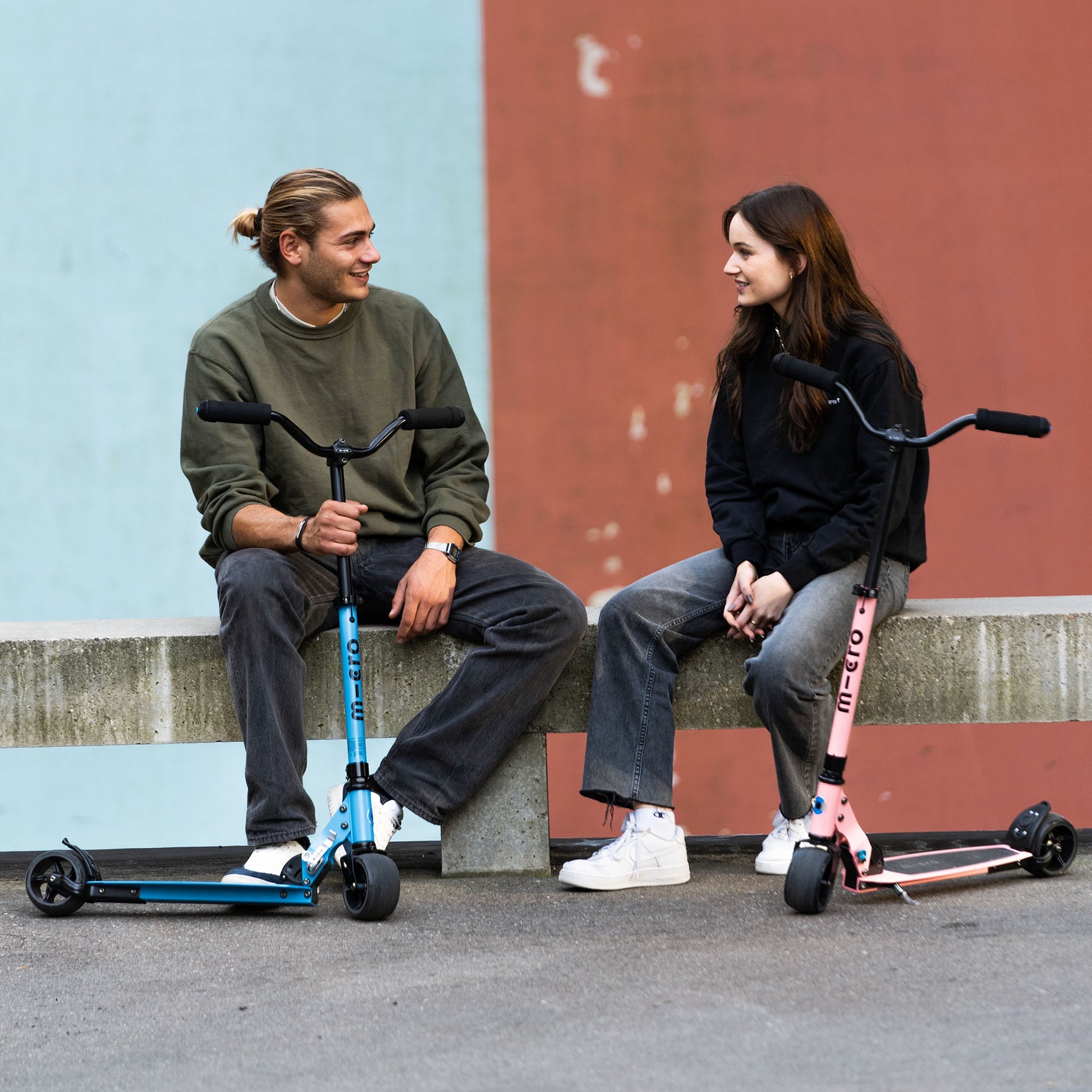 Monopattino Micro Rocket deluxe rosa neon